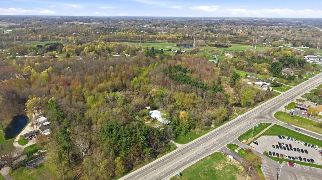14187 Ironwood Drive NW Tallmadge Charter Township MI 49534