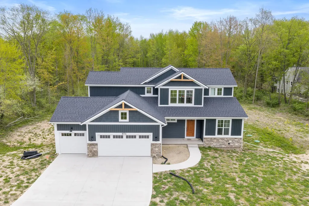 8774 Patterson Avenue SE Caledonia Township MI 49316