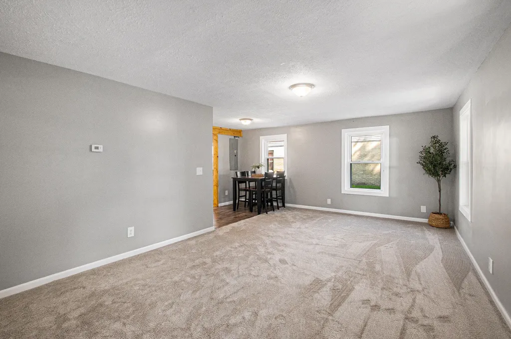 4662 Tolland Avenue Delhi Charter Township MI 48842