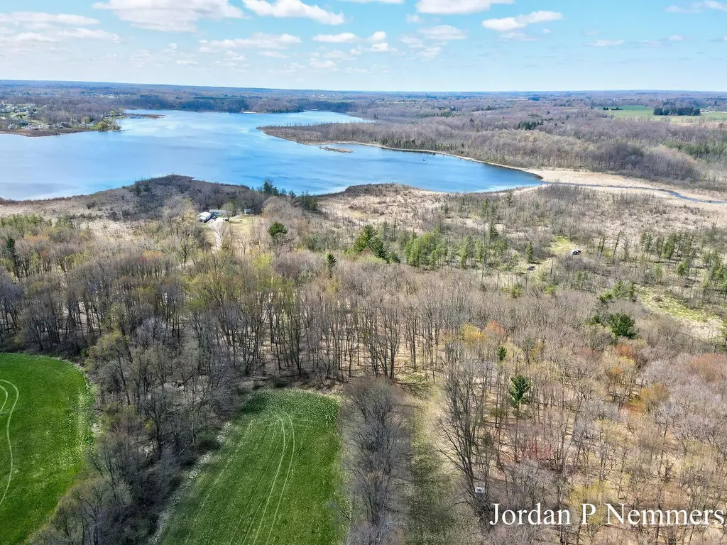 12375 Overlook Drive NE Oakfield Township MI 48838