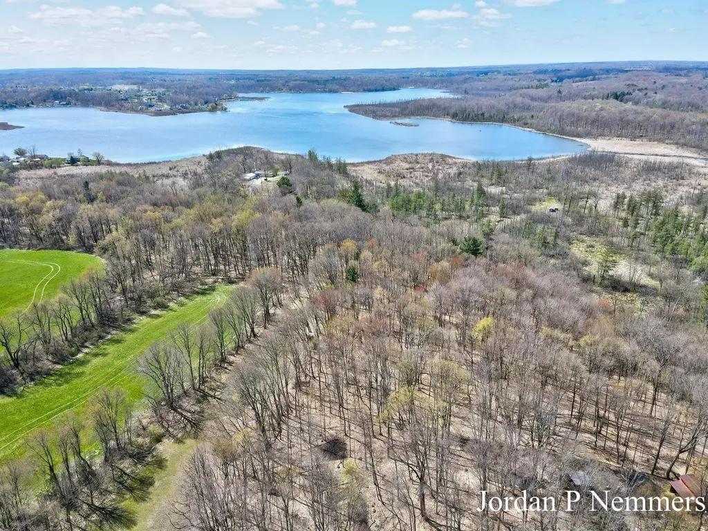 12375 Overlook Drive NE Oakfield Township MI 48838