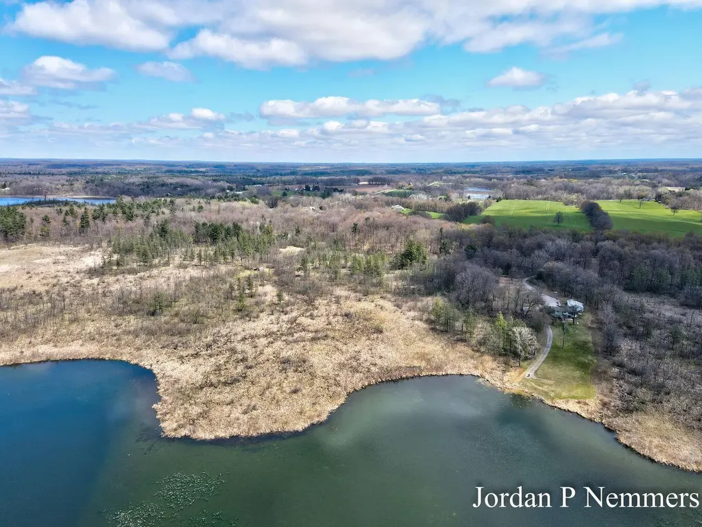 12375 Overlook Drive NE Oakfield Township MI 48838