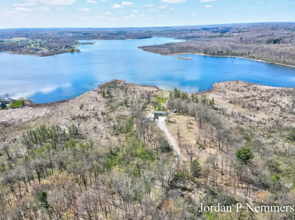 12375 Overlook Drive NE Oakfield Township MI 48838
