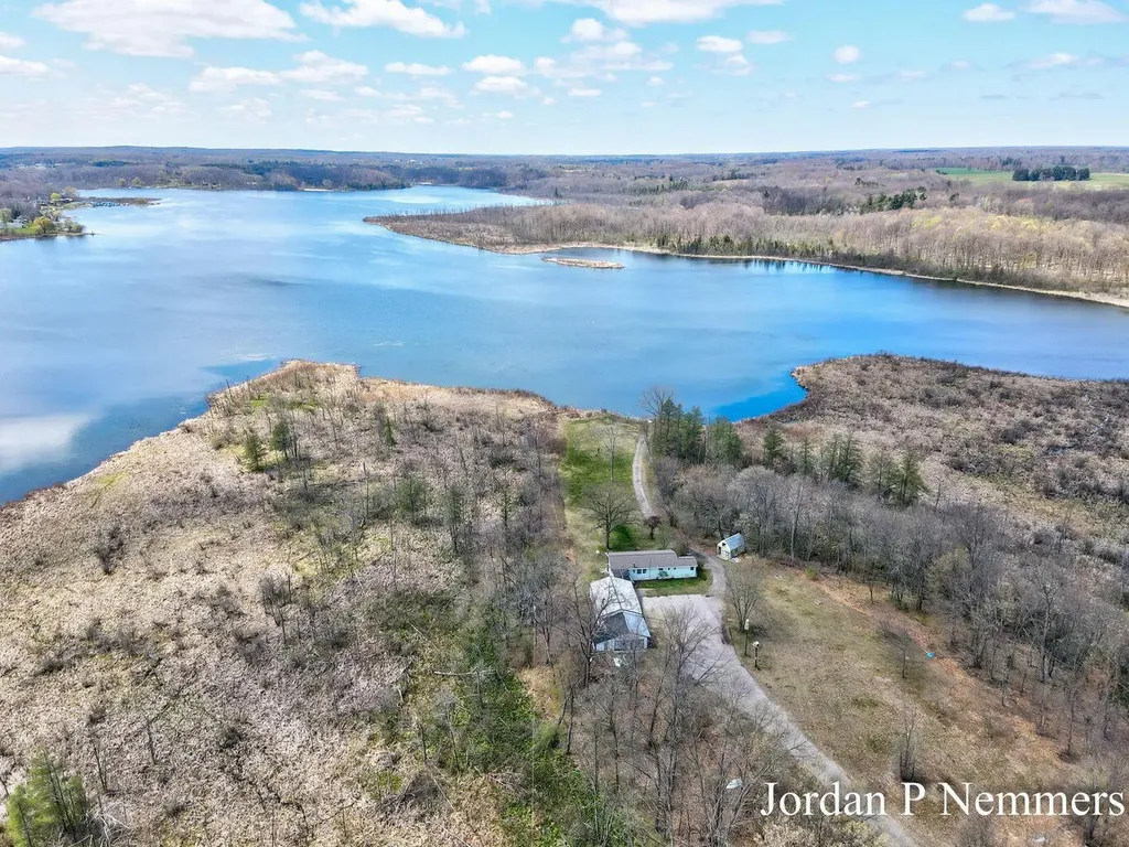12375 Overlook Drive NE Oakfield Township MI 48838