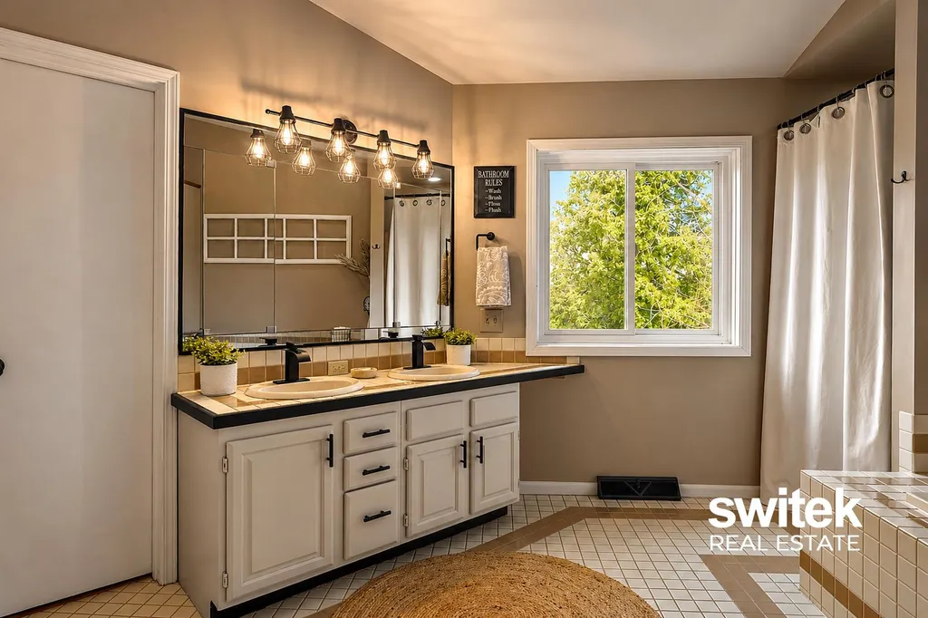9750 Meadow Valley SE Gaines Charter Township MI 49316