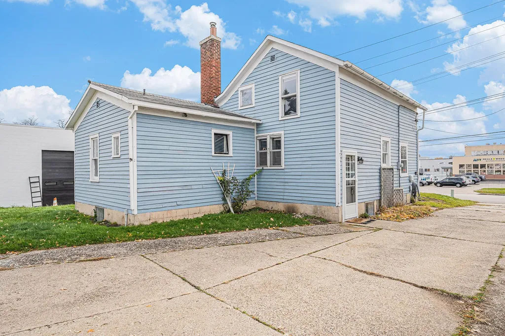 3981 White Street SW Grandville City MI 49418