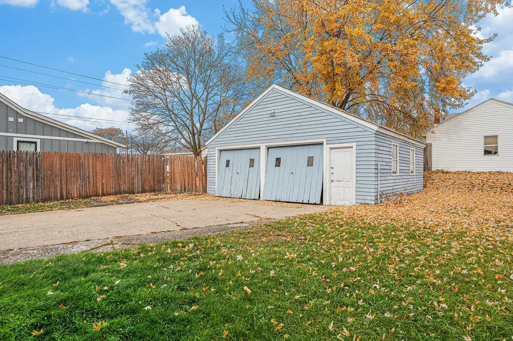 3981 White Street SW Grandville City MI 49418