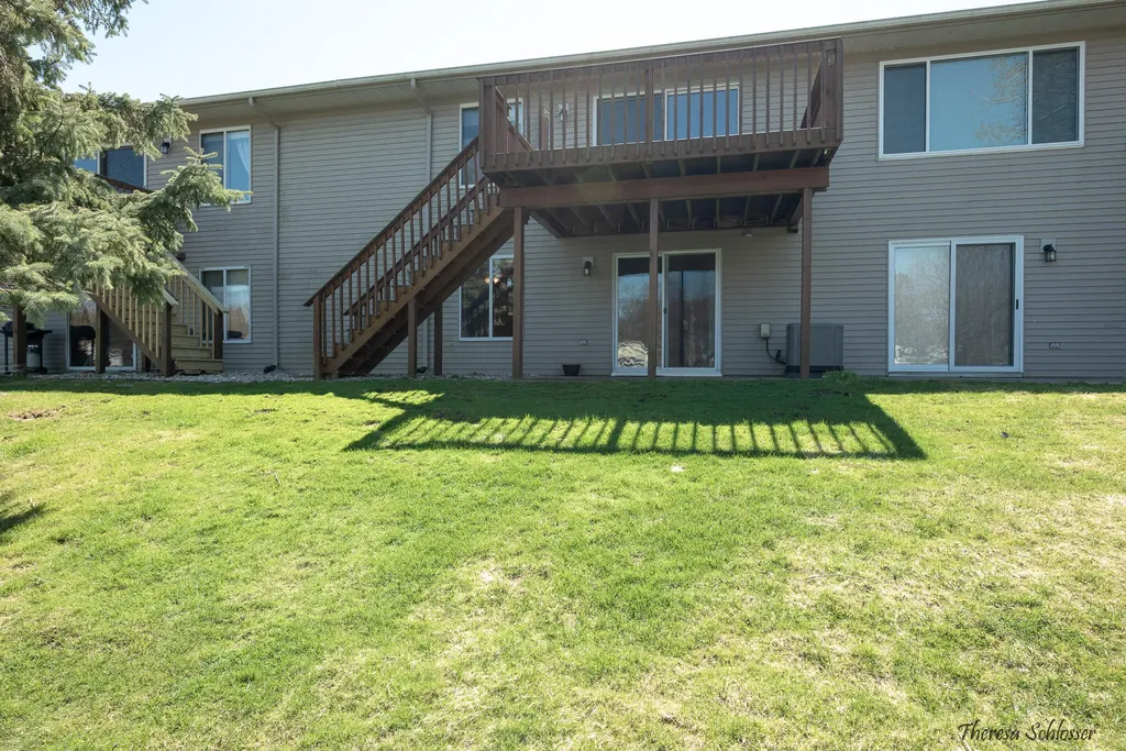 91 Grand Village Court SW Georgetown Charter Township MI 49418