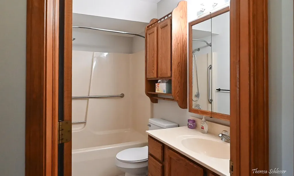 91 Grand Village Court SW Georgetown Charter Township MI 49418