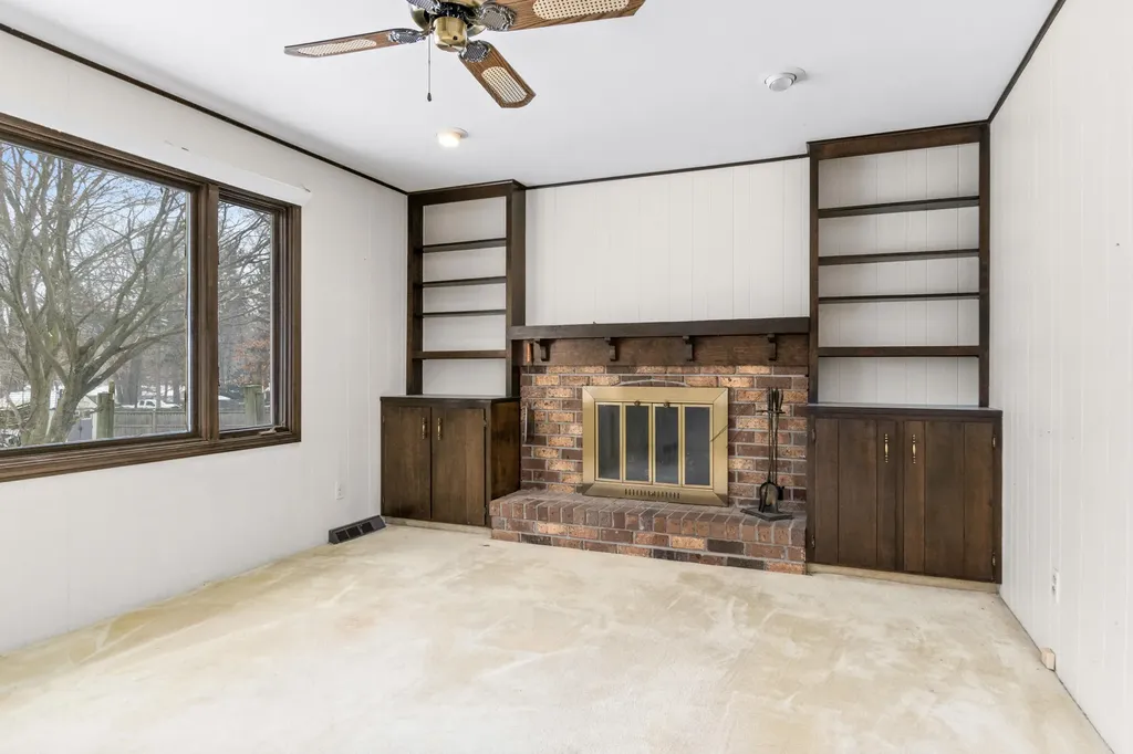 1619 Sentinal Street SW Wyoming City MI 49519