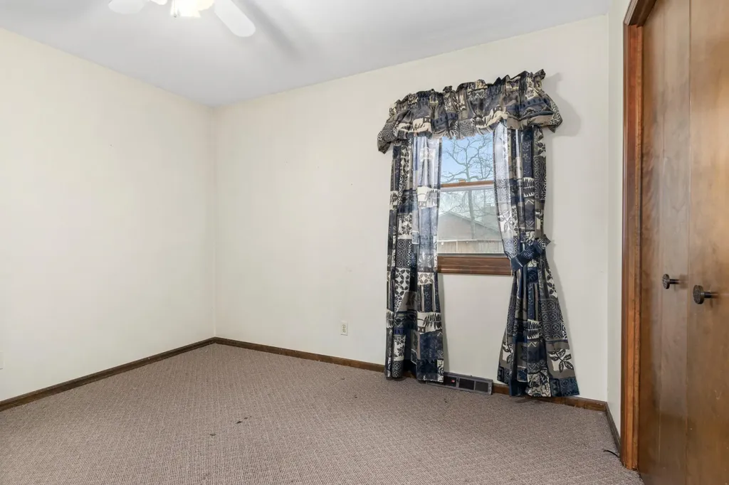 1619 Sentinal Street SW Wyoming City MI 49519