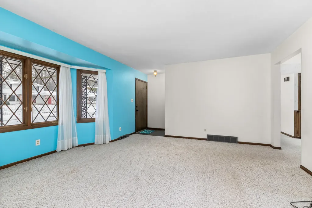 1619 Sentinal Street SW Wyoming City MI 49519