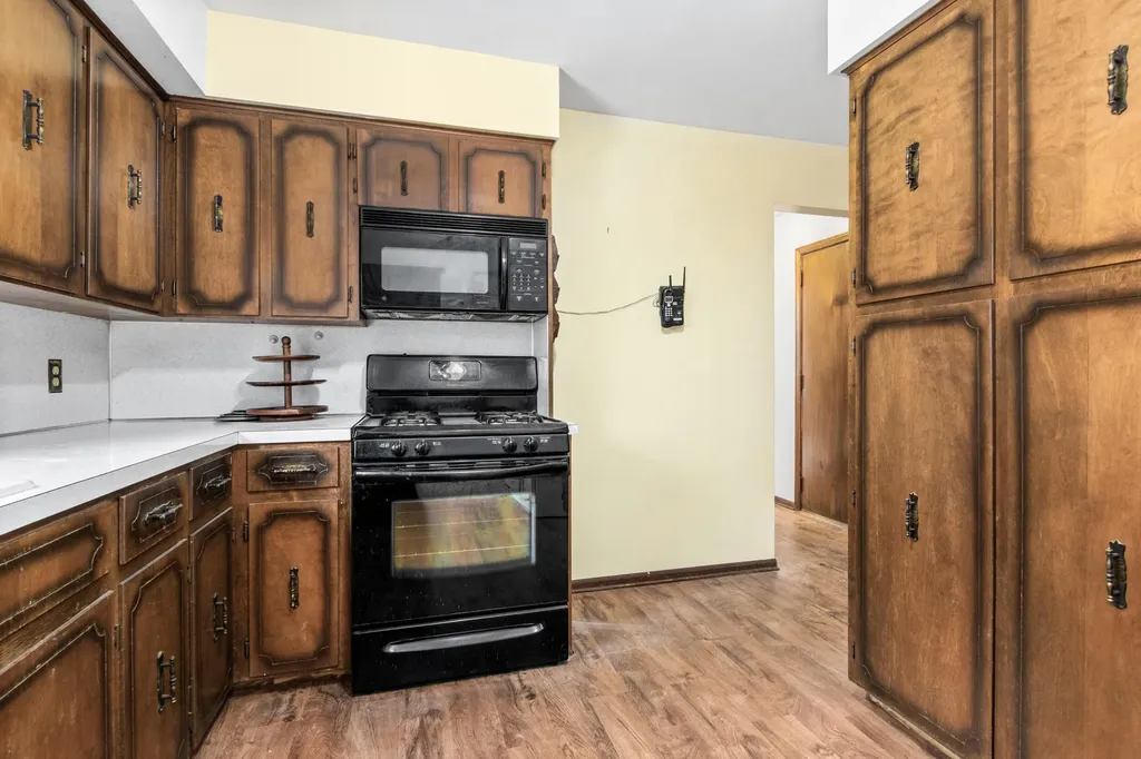 1619 Sentinal Street SW Wyoming City MI 49519