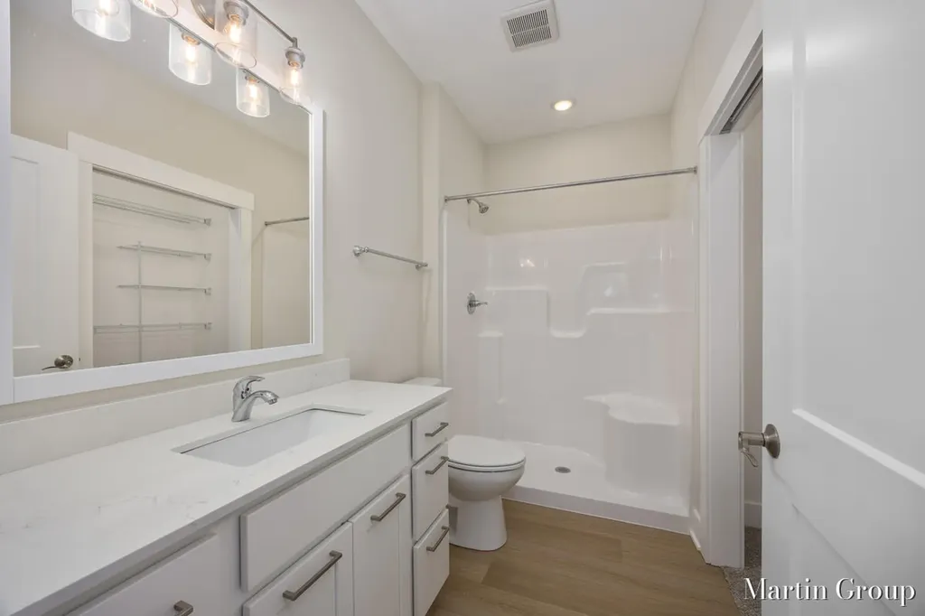 2247 Watertown Way NE Grand Rapids City MI 49505