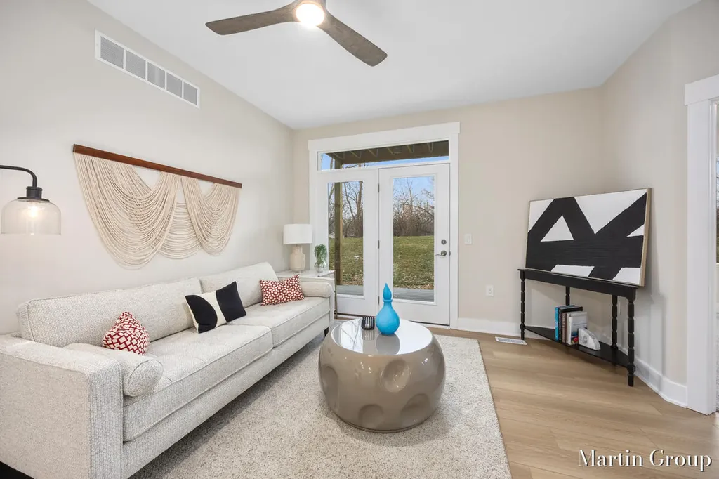 2247 Watertown Way NE Grand Rapids City MI 49505