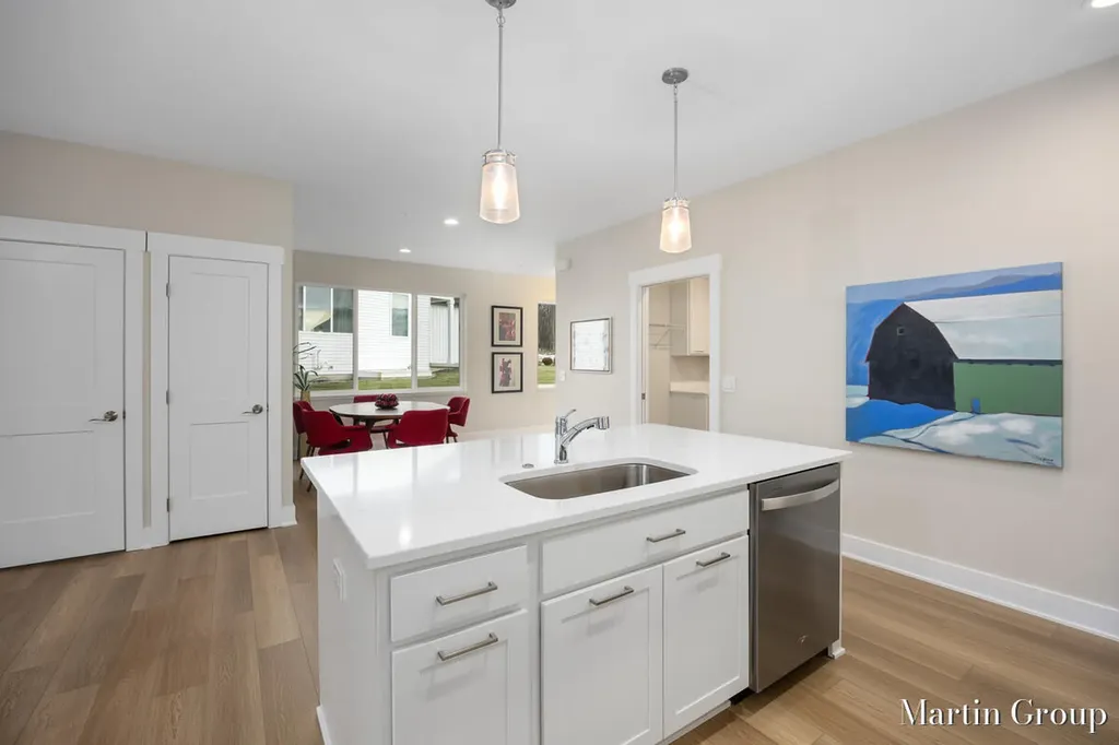 2247 Watertown Way NE Grand Rapids City MI 49505