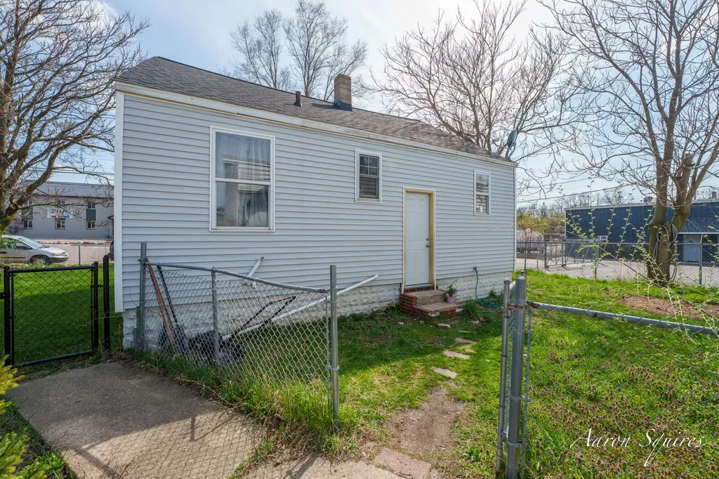 733 Mckendrick Street SW Grand Rapids City MI 49503