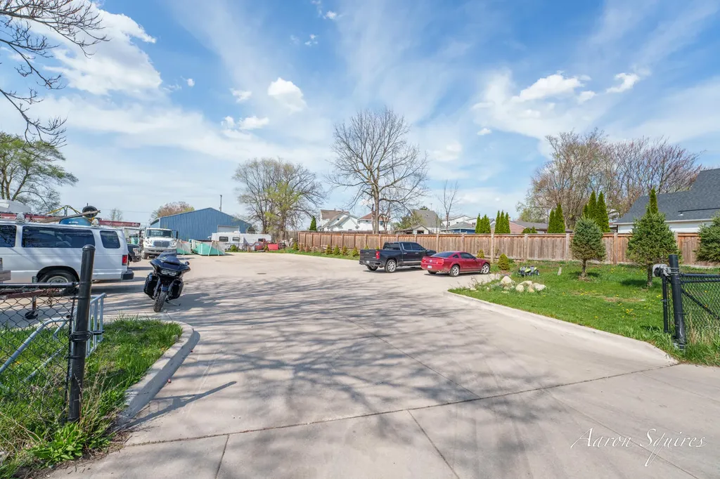 733 Mckendrick Street SW Grand Rapids City MI 49503