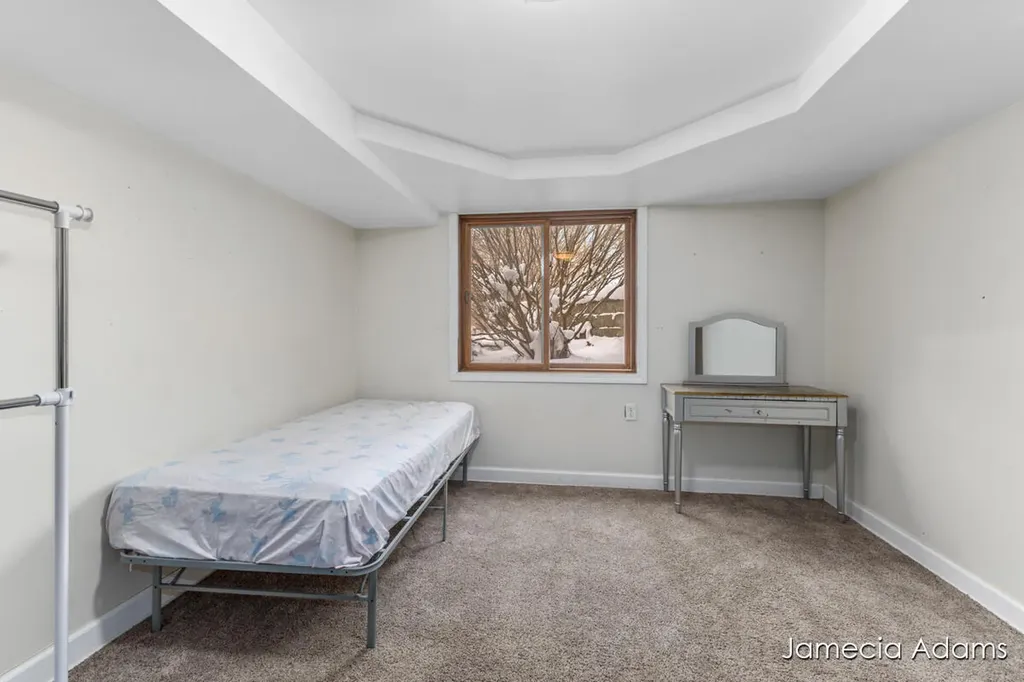 2132 4 Mile Road NE Grand Rapids Charter Township MI 49525