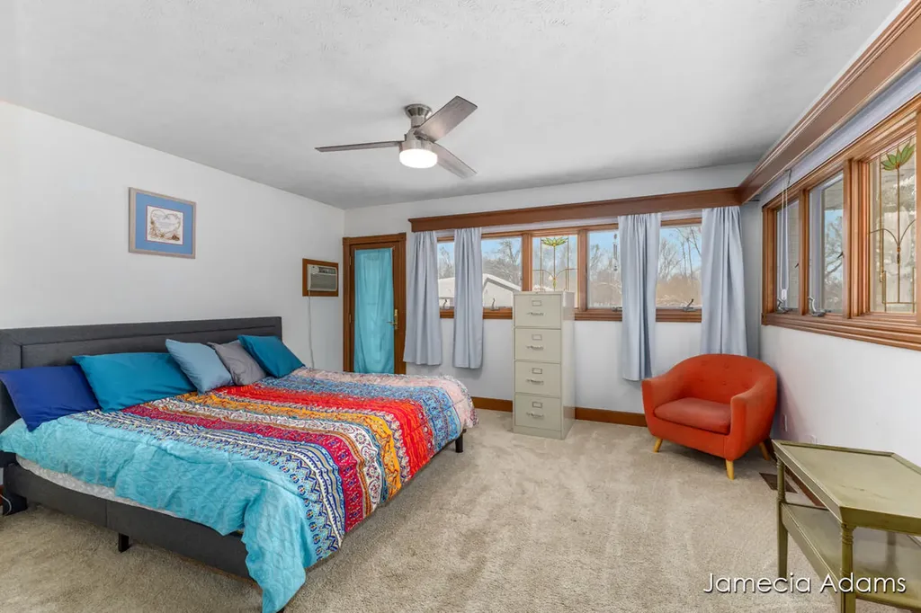2132 4 Mile Road NE Grand Rapids Charter Township MI 49525
