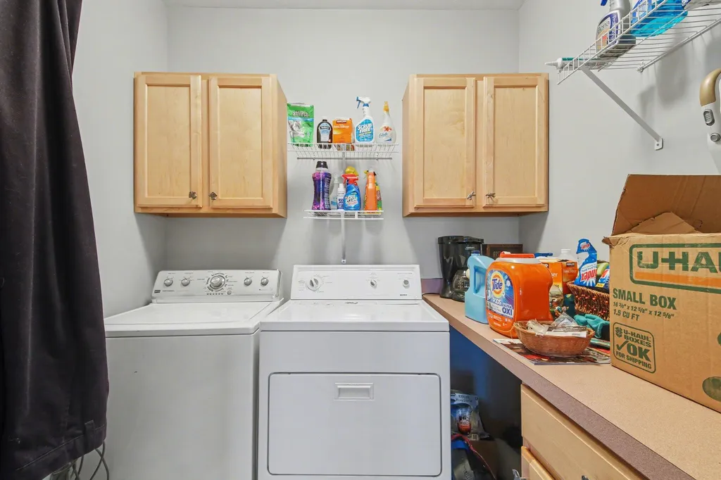 1087 Barrington NW Walker City MI 49534