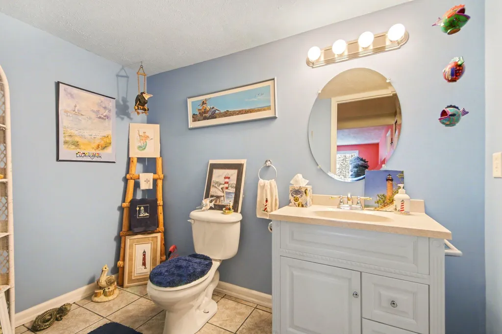 1087 Barrington NW Walker City MI 49534