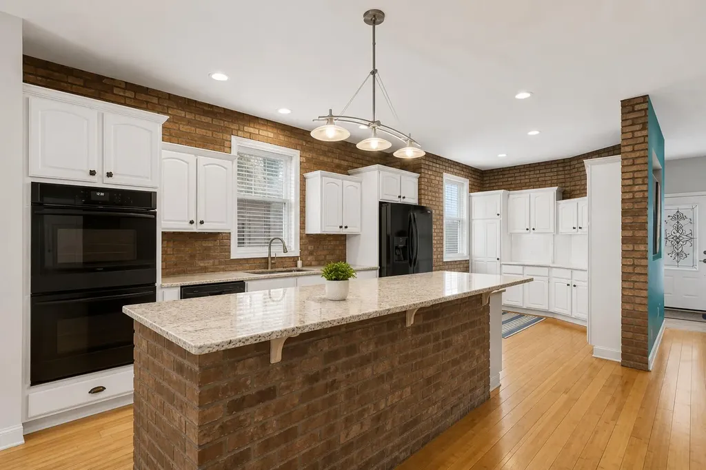 1087 Barrington NW Walker City MI 49534