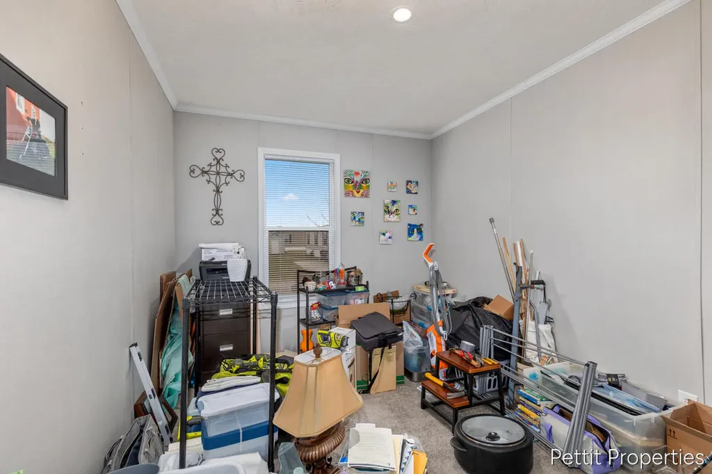 7204 E Grand River Avenue Portland City MI 48875