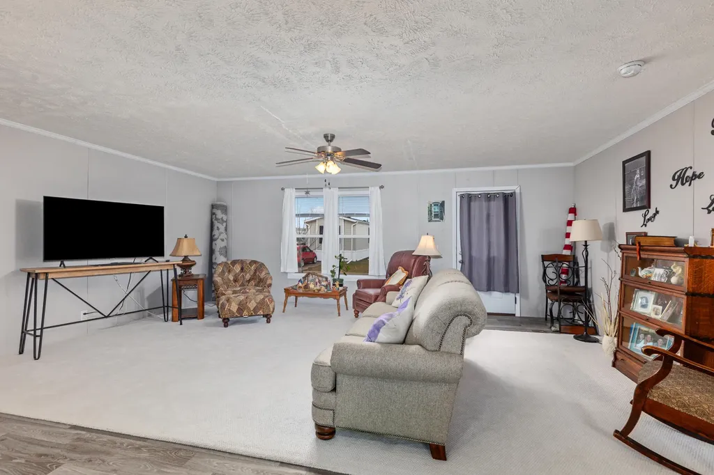 7204 E Grand River Avenue Portland City MI 48875