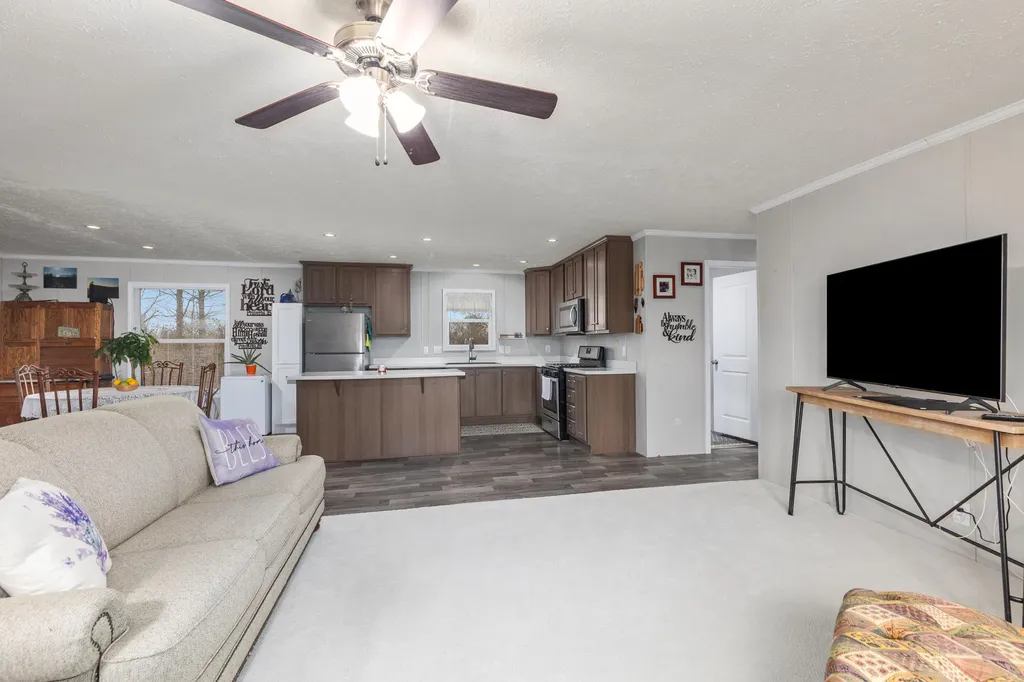 7204 E Grand River Avenue Portland City MI 48875