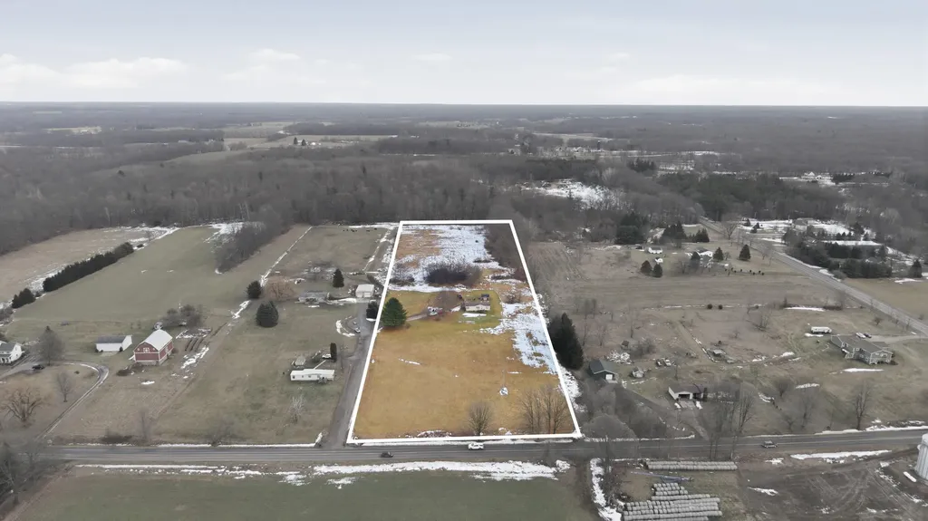 14950 Pine Lake Avenue NE Nelson Township MI 49319