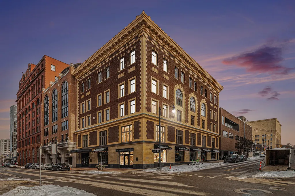 120 Ottawa Avenue NW Grand Rapids City MI 49503