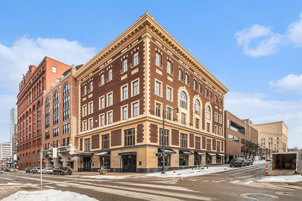 120 Ottawa Avenue NW Grand Rapids City MI 49503
