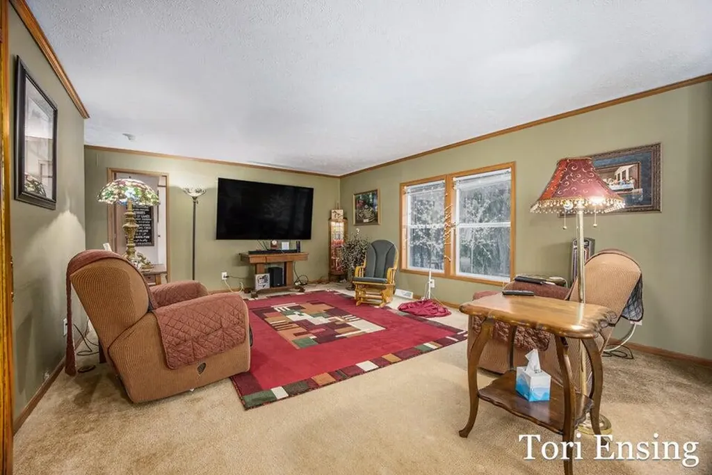 25/29 S Greenville Road Montcalm Township MI 48838