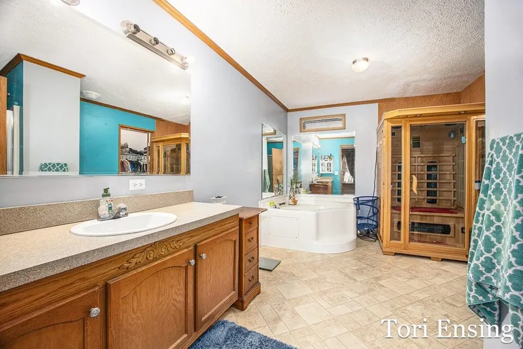 25/29 S Greenville Road Montcalm Township MI 48838