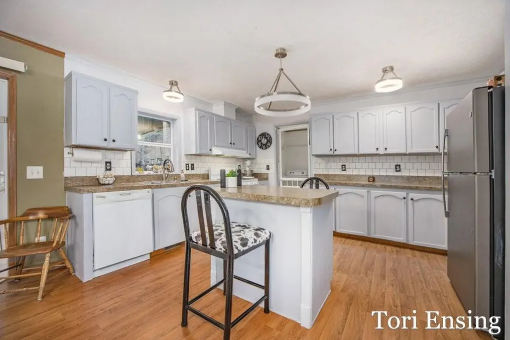 25/29 S Greenville Road Montcalm Township MI 48838