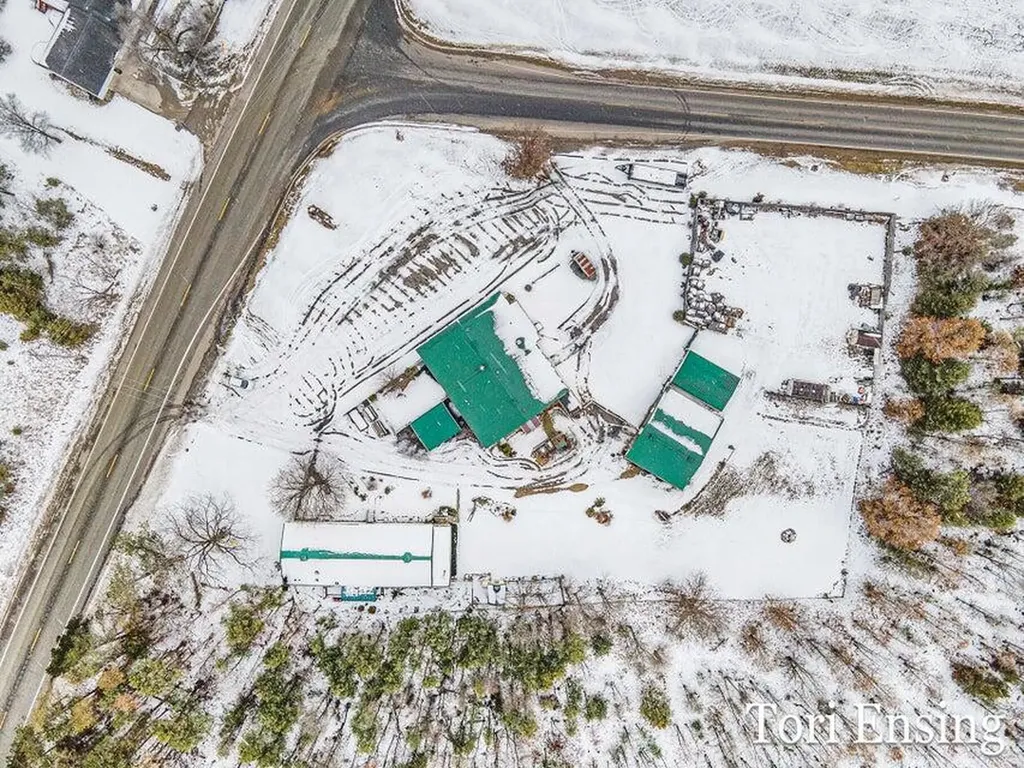25/29 S Greenville Road Montcalm Township MI 48838
