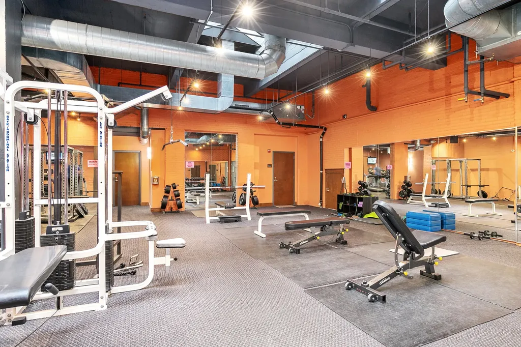 600 Broadway Avenue NW Grand Rapids City MI 49504