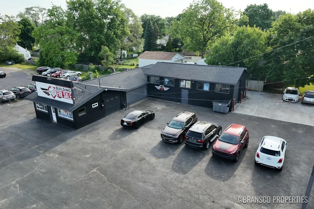 2960 Division Avenue S Wyoming City MI 49548