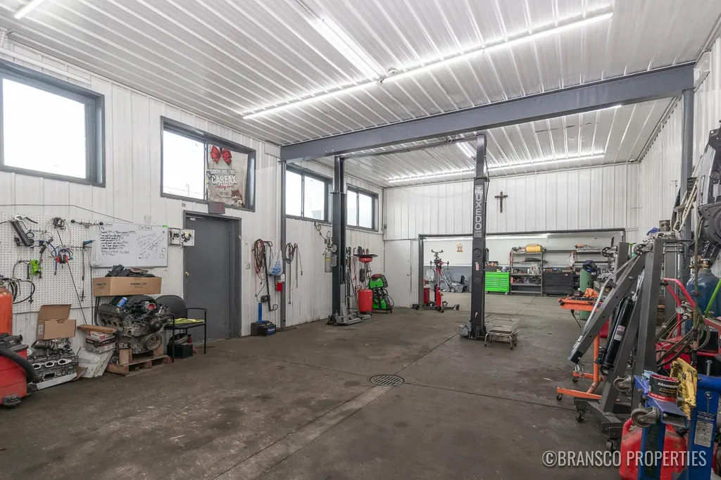 2960 Division Avenue S Wyoming City MI 49548