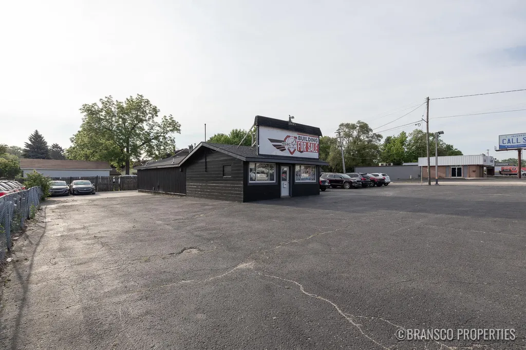 2960 Division Avenue S Wyoming City MI 49548