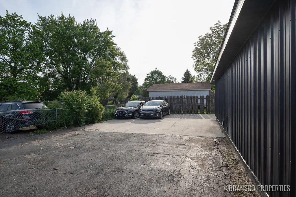 2960 Division Avenue S Wyoming City MI 49548