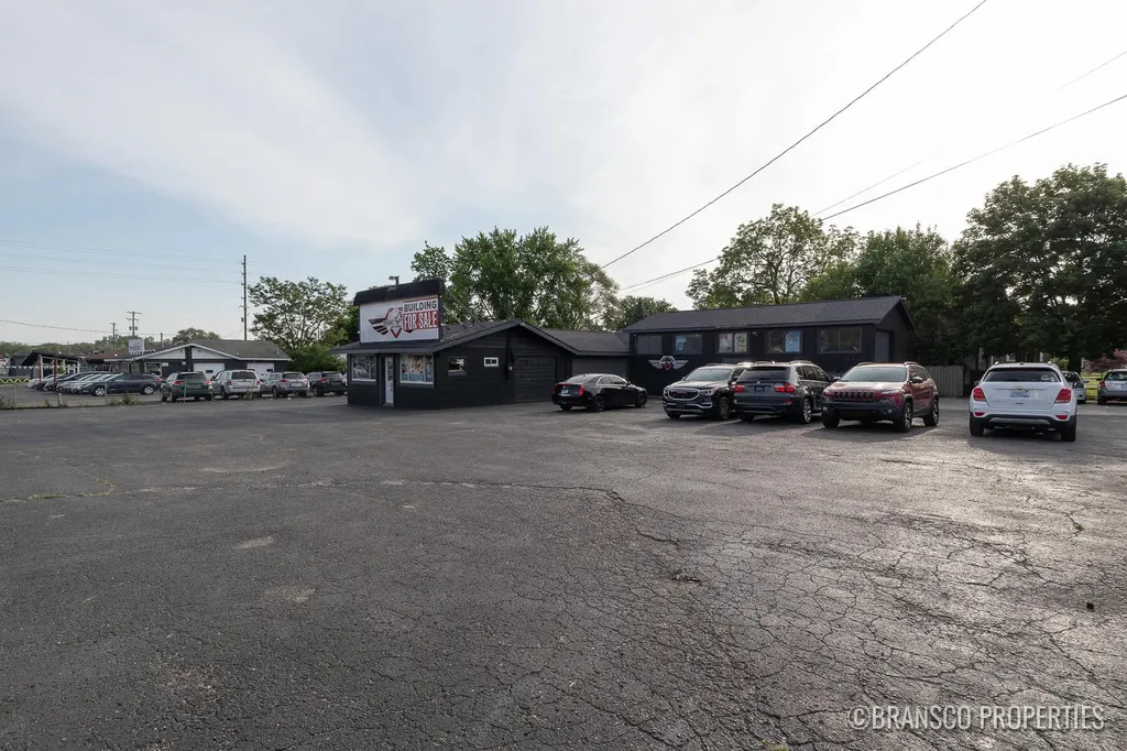 2960 Division Avenue S Wyoming City MI 49548