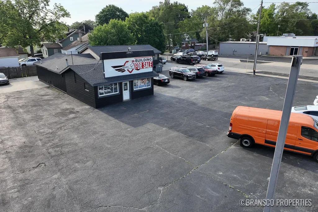 2960 Division Avenue S Wyoming City MI 49548