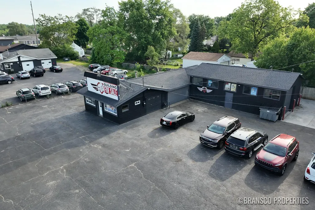 2960 Division Avenue S Wyoming City MI 49548