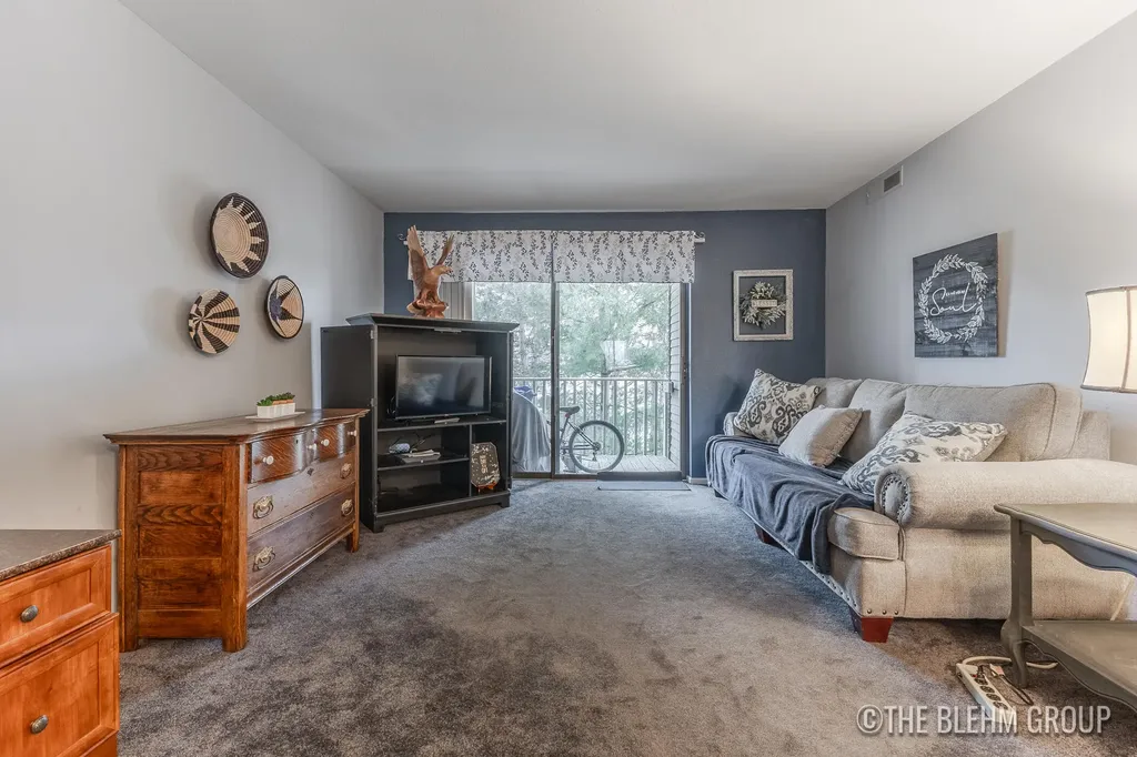 3288 Devonwood Hills NE Plainfield Charter Township MI 49525