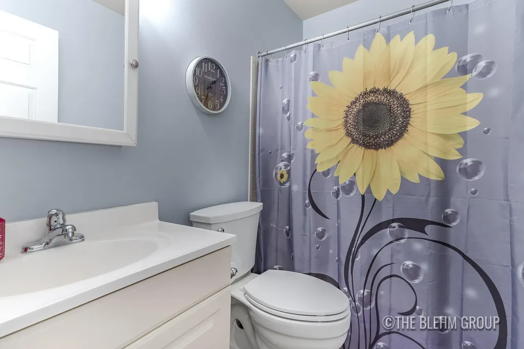 3288 Devonwood Hills NE Plainfield Charter Township MI 49525