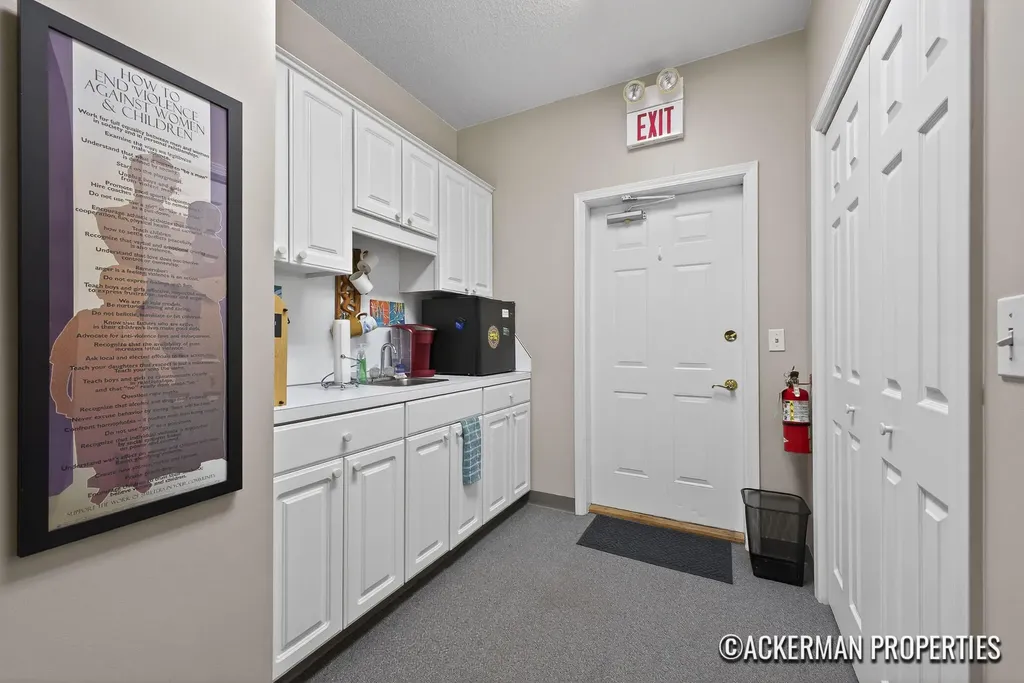 450 Meadow Run Drive Hastings Charter Township MI 49058