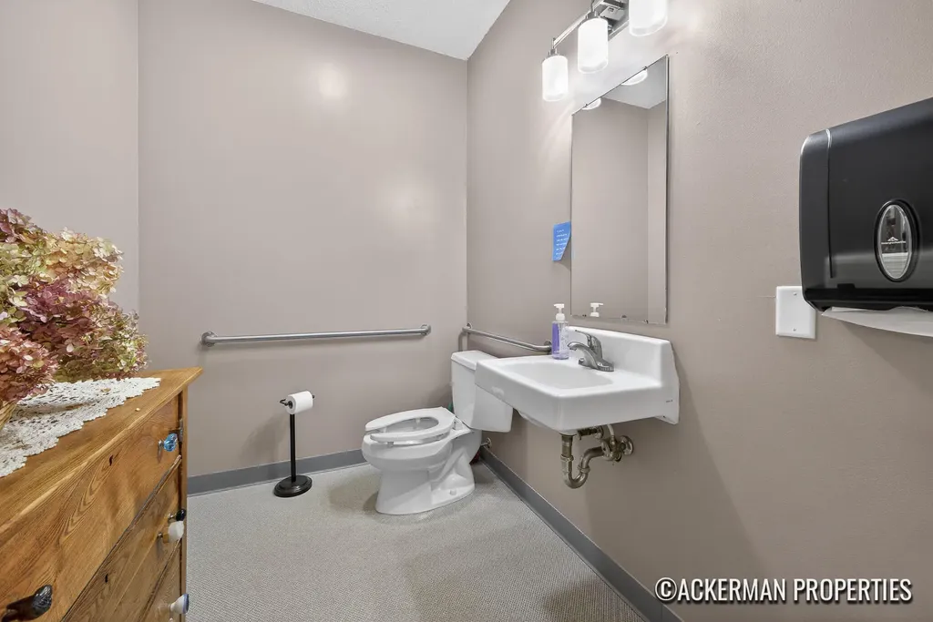 450 Meadow Run Drive Hastings Charter Township MI 49058