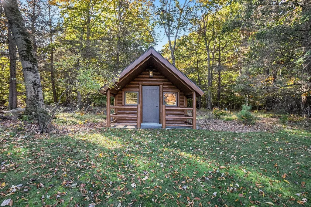 3424 Scenic Drive Fruitland Township MI 49445
